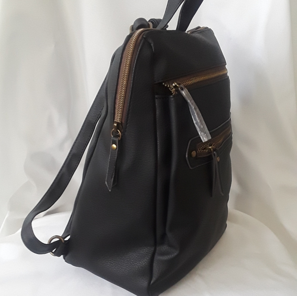 Leather Backpack - Picture 4 of 5